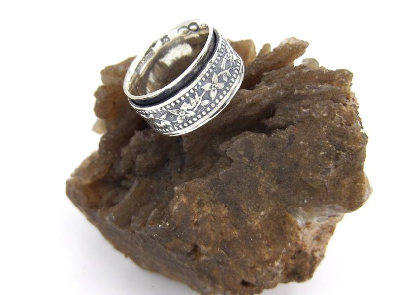 Hand Made in Usa Blume Oxidiert Design 925sterling Silber Spinner Ring-Benutzerdefinierte Größe von FRIENDSJEWELRYinc