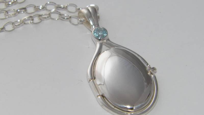 Hand Made in Usa Solid 925 Sterling Silber 4 Mm Lite Blau Cz Locket H2O Einfach Wasser Meerjungfrauen Halskette-Kette Option Hinzufügen von FRIENDSJEWELRYinc