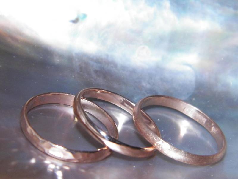 Hand Made.925 Sterling Silber Hochzeit One Band Stapelbar Ring 14 K Rotgold Vergoldet-Wählen Sie Ihre Größe von FRIENDSJEWELRYinc