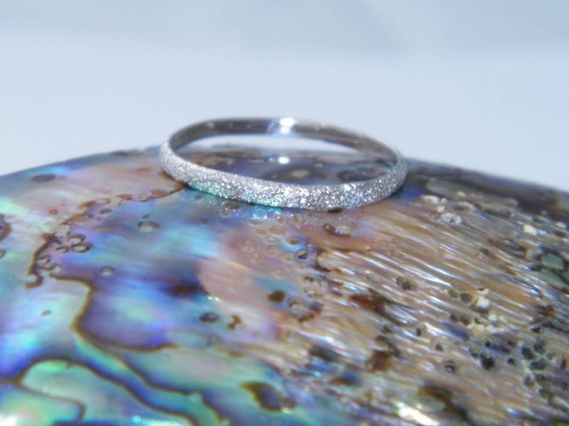 Hand Made.925 Sterling Silber Hochzeit Stapelbar Ring Stardust Finish-Custom Size von FRIENDSJEWELRYinc