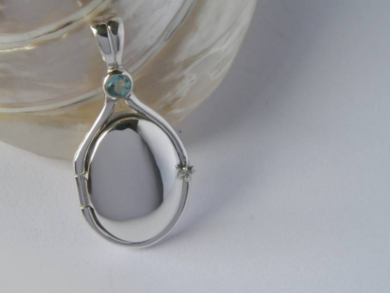 Handgefertigt in Den Usa 41 Mm-20 Mm Handgefertigte H2O Meerjungfrauen Medaillon Anhänger 925 Sterling Silber 4 Natürlichen Blauen Apatit von FRIENDSJEWELRYinc