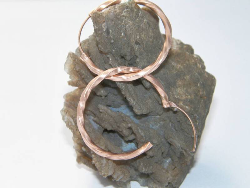 Handgefertigte 14K Pink Vergoldet Over .925sterling Silber Hoop Ohrringe Satin Finish von FRIENDSJEWELRYinc