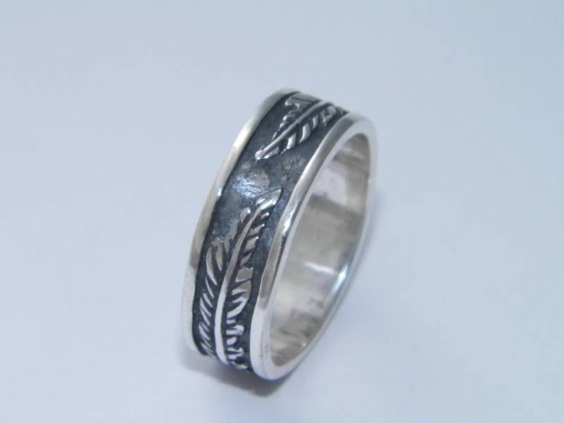 Handgefertigte Kunst Massive.925 Sterling Silber Mit Feder Design Ring-Custom Size von FRIENDSJEWELRYinc