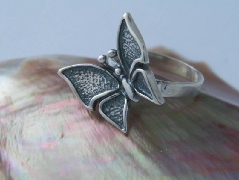Handgefertigte Wunderbare Schmetterling .925 Sterling Silber Ring von FRIENDSJEWELRYinc