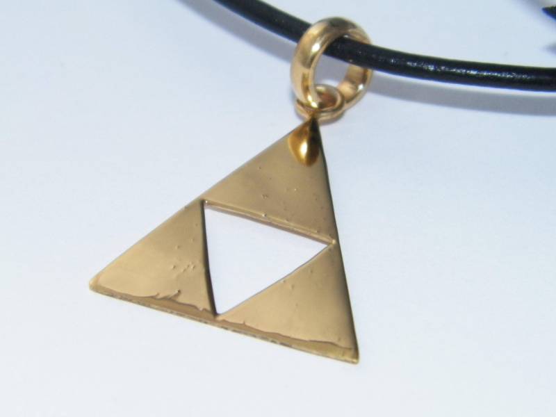 Handgefertigter Massiver 925 Sterling Silber Legend Of Zelda Triforce Anhänger Beeindruckendes Dreieck Design Anhänger-14 K Vergoldet von FRIENDSJEWELRYinc
