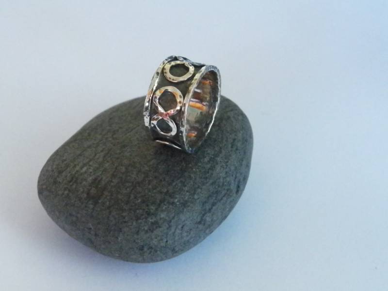 Handgefertigter Ring Aus Oxidiertem Sterlingsilber 925 Mit Dem Symbol Der Unendlichkeit.handgemachte Größe Us 7.75 von FRIENDSJEWELRYinc
