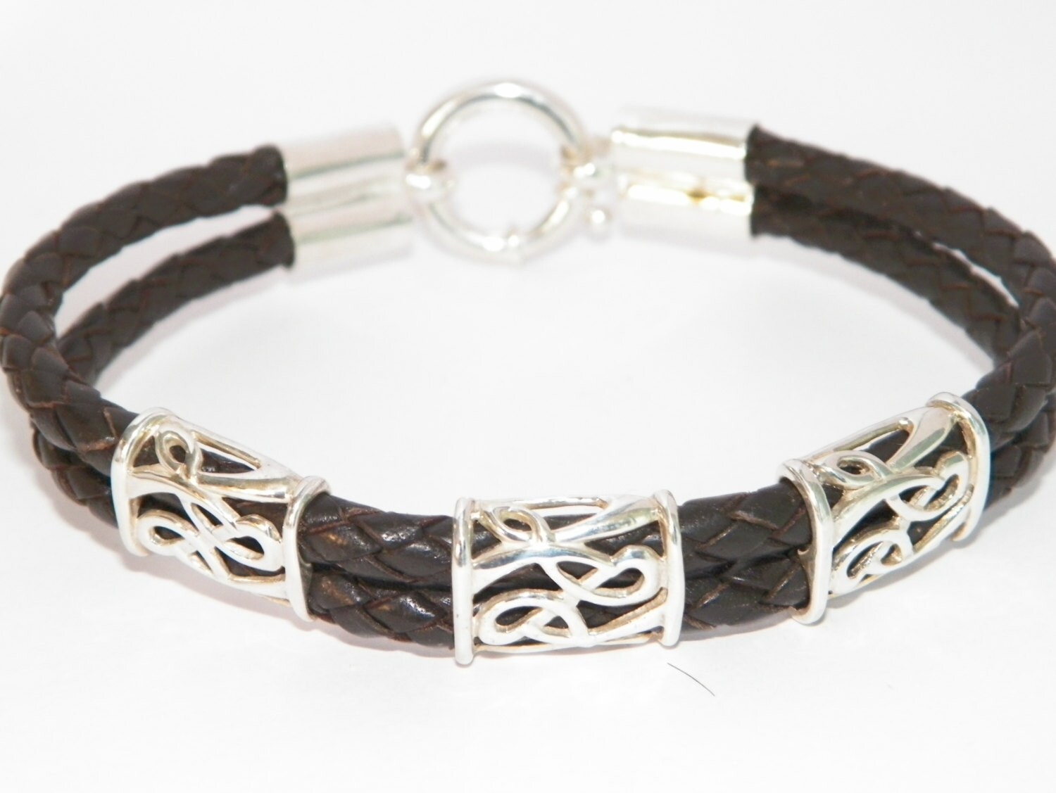 Handgefertigtes .925 Sterling Silber Elements Und Doppeltes 6 Mm Bolo Geflochtenes Lederarmband Handgefertigtes .925 Sterling Silber Elements Und Doppeltes 6 Mm Bolo Geflochtenes Lederarmband von FRIENDSJEWELRYinc