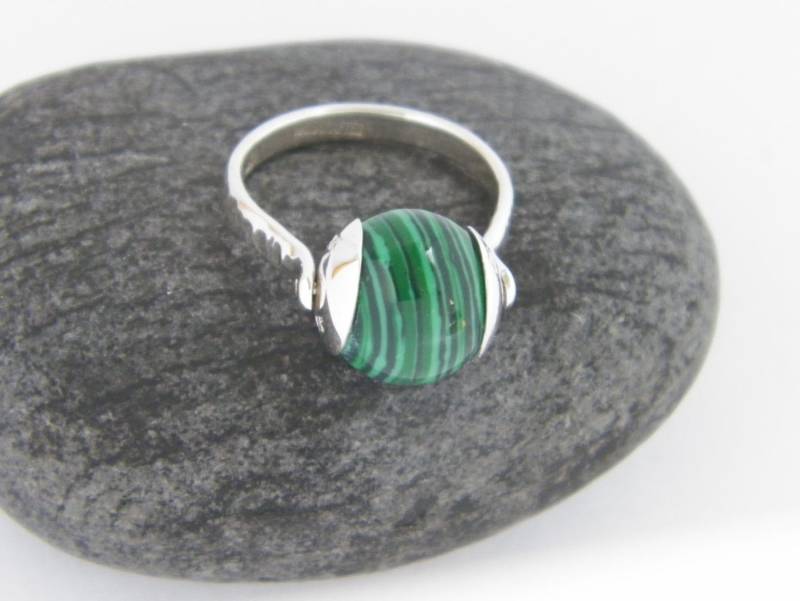 Handmade.925 Sterling Silber 12, 7 Mm Natürliche Grün Malachit Stein Ring Größe Us 8 von FRIENDSJEWELRYinc