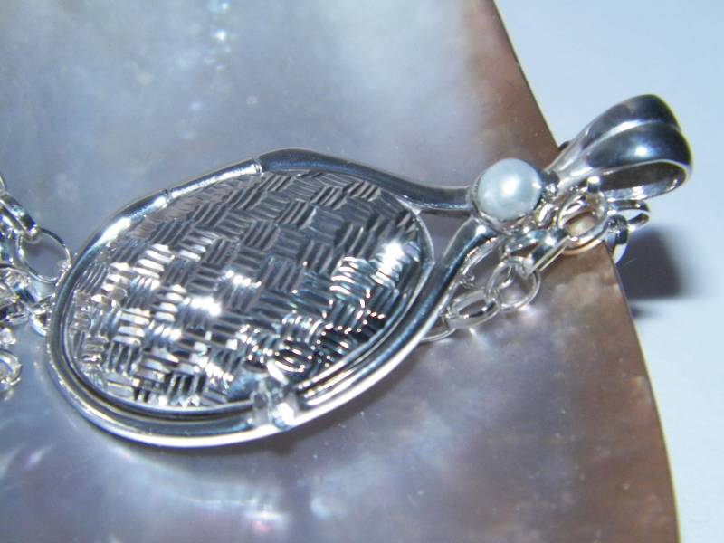 Neues Handgefertigtes 925sterling Silber 4mm Natürliches Weißes Perlmutt Memming H2O Just Add Water Mermaids von FRIENDSJEWELRYinc