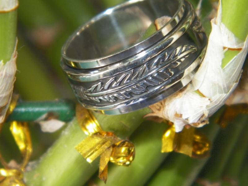 Wunderbare Kunst Massives 925 Sterling Silber Mit Feder Design Spinner Ring-Custom Size von FRIENDSJEWELRYinc