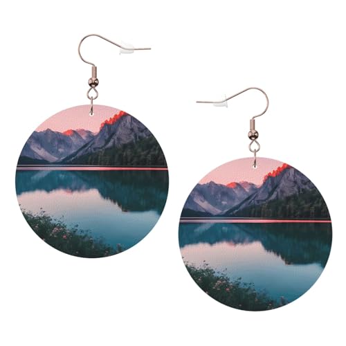 Runde Ohrringe aus Leder mit See und Sonnenuntergang, Farbe für Valentinstag, Festival, Aktivitäten, Mode für Damen, Einheitsgröße, Kunstleder Runde Ohrringe aus Leder mit See und Sonnenuntergang, Farbe für Valentinstag, Festival, Aktivitäten, Mode für Damen, Einheitsgröße, Kunstleder von FSCEV