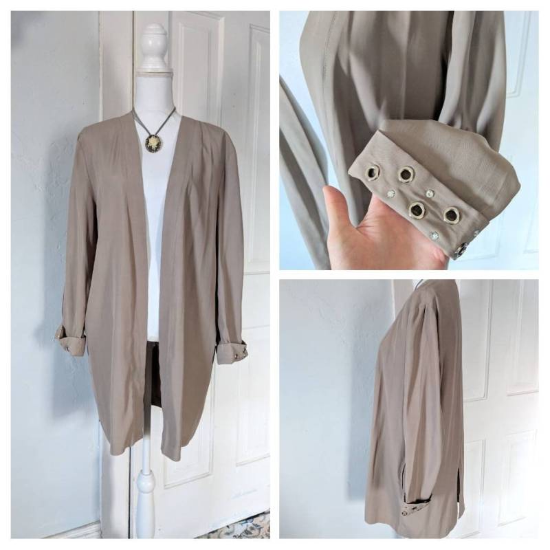 80Er/90Er Jahre Beige Offen Niet Stud Und Strass Detail Manschette Jacke Medium 6 80Er/90Er Jahre Beige Offen Niet Stud Und Strass Detail Manschette Jacke Medium 6 von FTDinah
