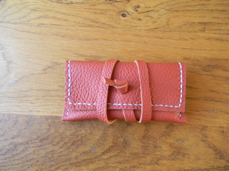 Hübsche Cb-Tasche in Orangefarbenem Lederarmbandverschluss von FUNCUIR