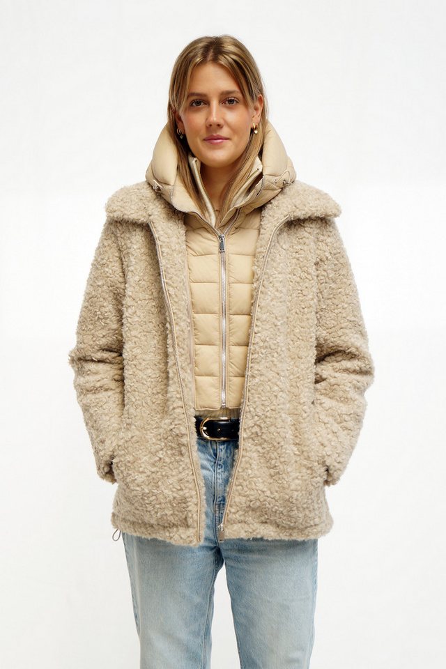 FUNK since 1776 Fellimitatjacke hüftlang in hochwertiger Lammoptik mit abnehmbarer Steppkapuze 2-in-1 Design von FUNK since 1776