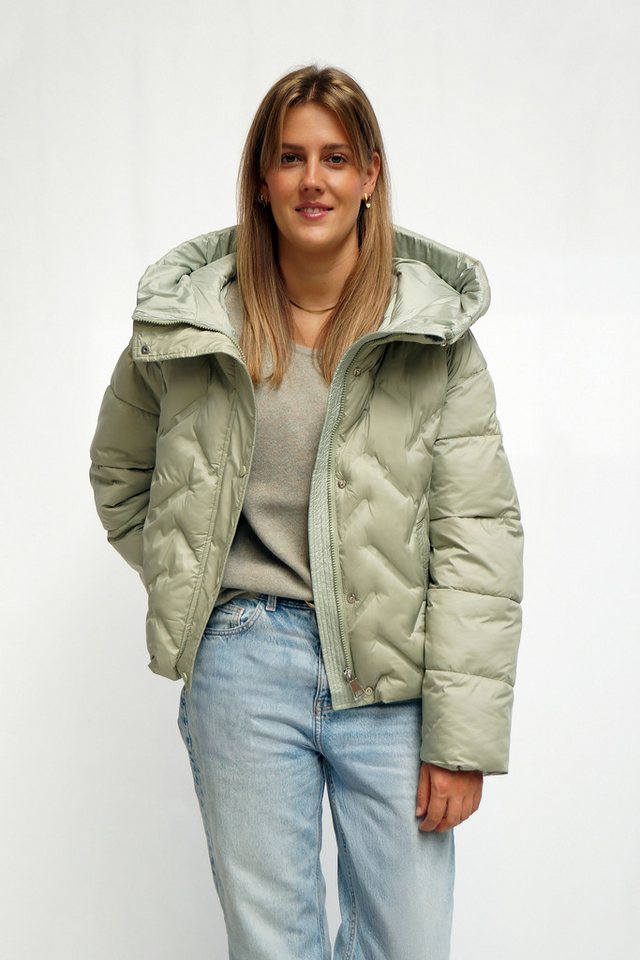 FUNK since 1776 Steppjacke kurz mit Kapuze und stylischem Steppdesign von FUNK since 1776