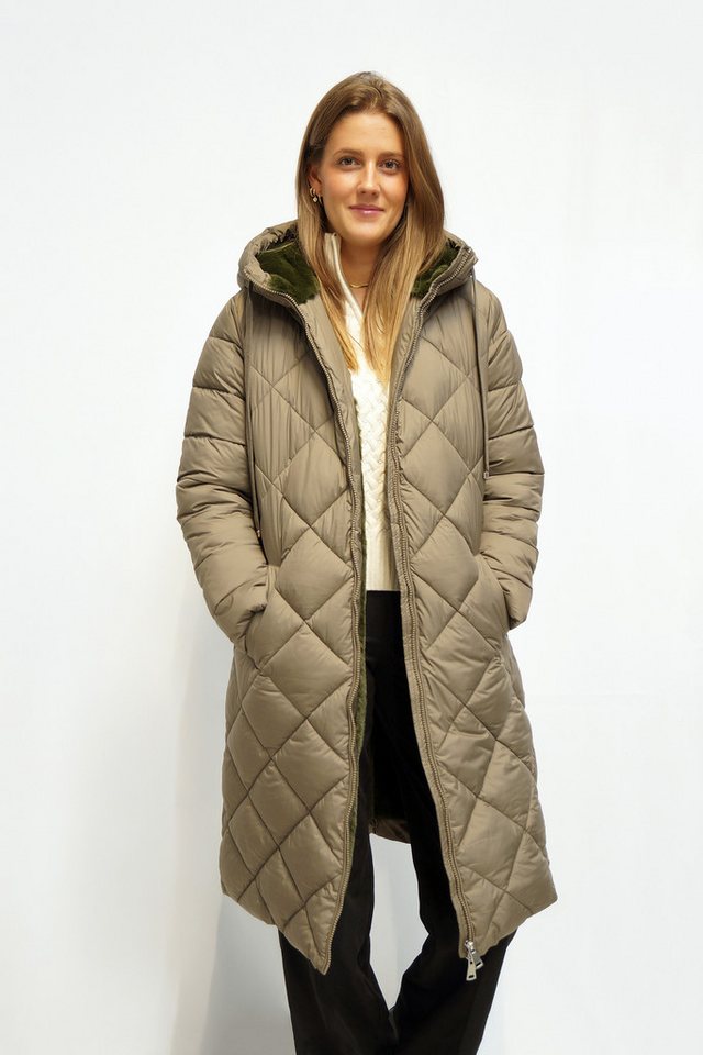 FUNK since 1776 Steppmantel mit Kapuze und kuscheligem Fellimitat von FUNK since 1776