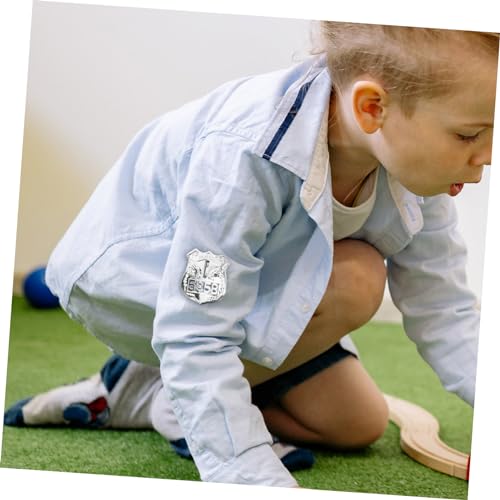 FUNOMOCYA 10 Stück Teiliges Cosplay Prop Brosche Leichte Dekoration für Karneval Mottoparty Rollenspiel Zubehör von FUNOMOCYA