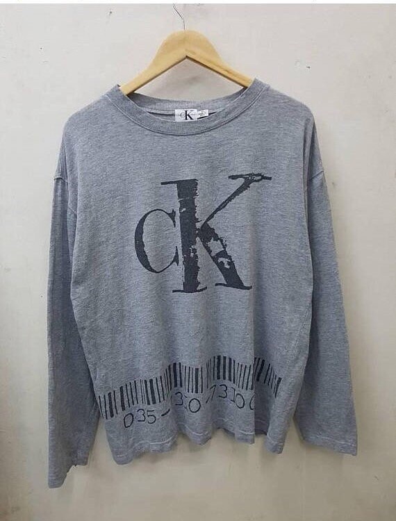 Vintage Calvin Jeans Klein Ck Großes Logo Langarm Sweatshirts Hip Hop Style Schönes Design von FUTURE81