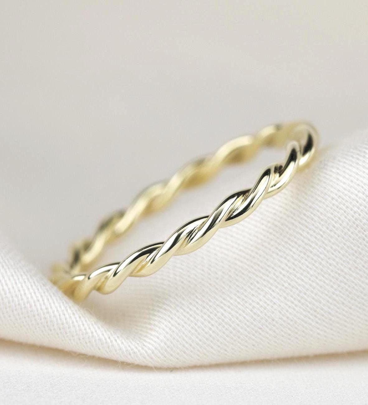 Kordelring "Emily" Gold 585 14Kt Filigraner Verlobungsring Beisteckring Vorsteckring Stapelring Ring 1.9 Mm Geschenk Kordelring "Emily" Gold 585 14Kt Filigraner Verlobungsring Beisteckring Vorsteckring Stapelring Ring 1.9 Mm Geschenk von FXBilzGoldschmiede