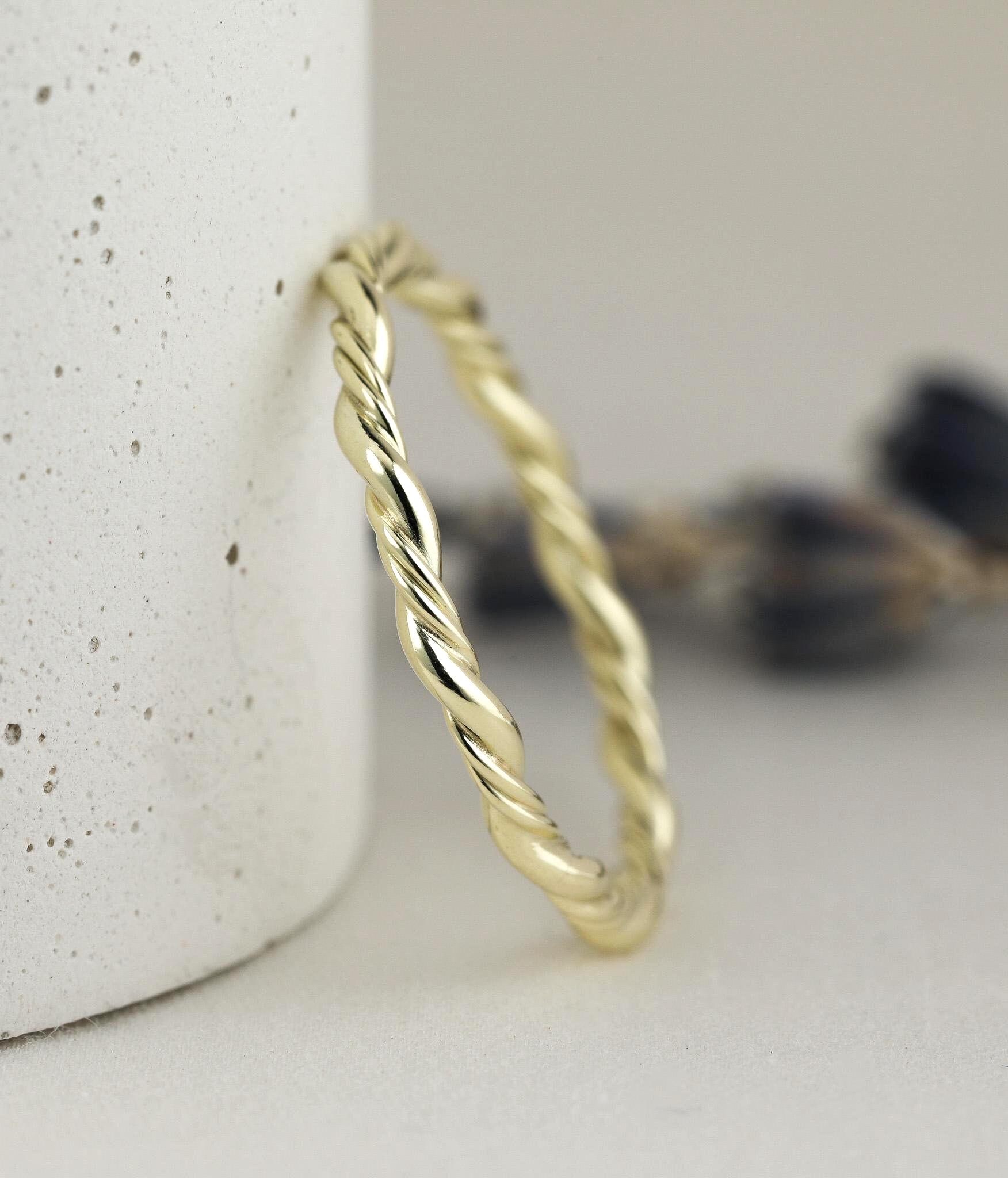 Kordelring "Emily" Gold 585 Filigraner Verlobungsring Besonderer Beisteckring Vorsteckring Stapelring 2.0mm Geschenk Kordelring "Emily" Gold 585 Filigraner Verlobungsring Besonderer Beisteckring Vorsteckring Stapelring 2.0mm Geschenk von FXBilzGoldschmiede