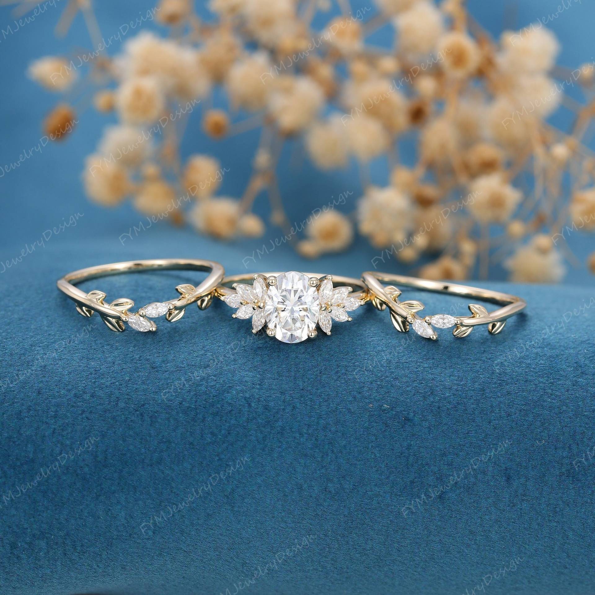3stk Ovaler Schliff Moissanit Verlobungsring Set Vintage Gelbgold Cluster Marquise Art Deco Ring Diamant Braut Geschenk von FYMJewelryDesign
