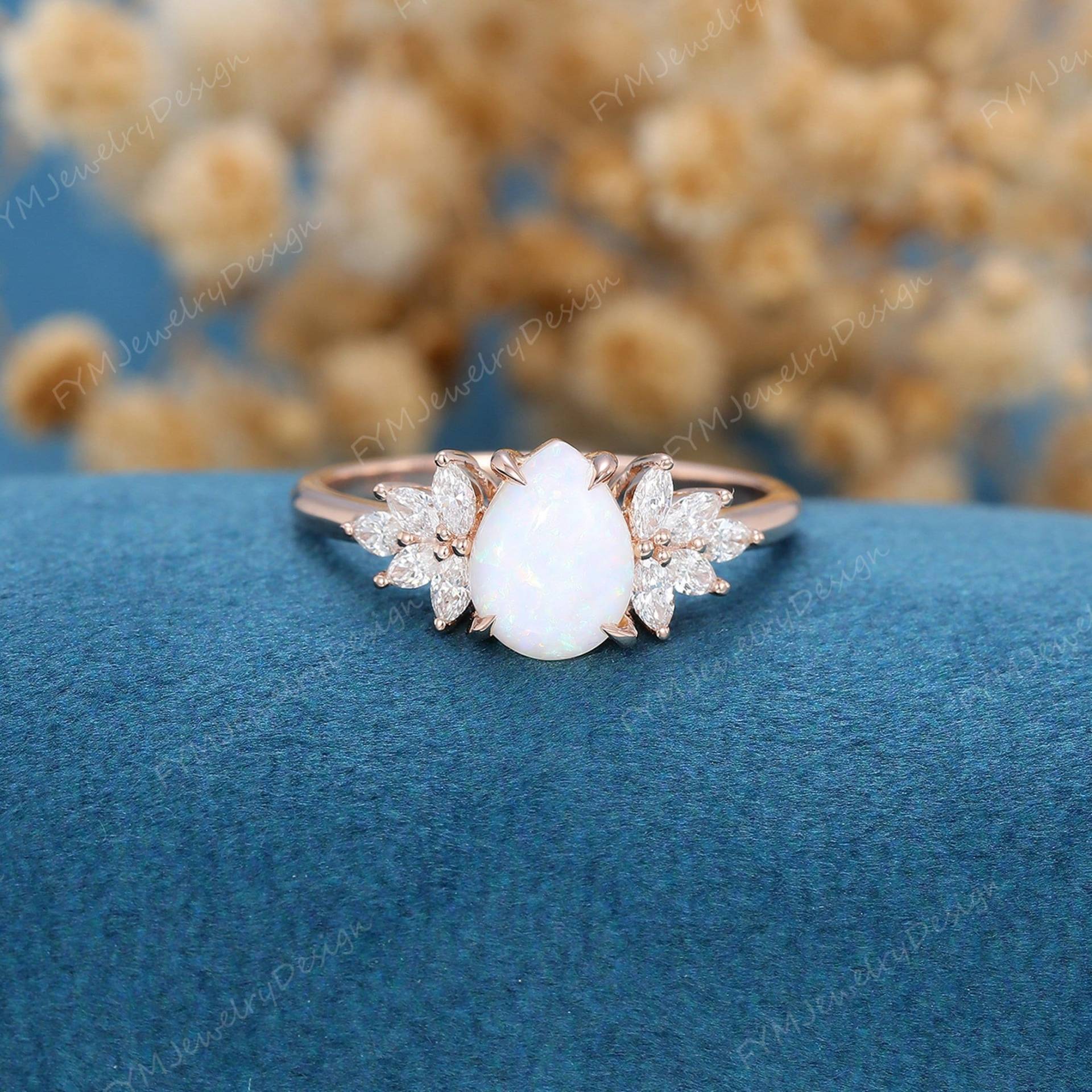 Birnenförmiger Opal Verlobungsring Vintage Roségold Ring Marquise Cluster Diamant Unikat Hochzeit Braut Versprechen Jahrestag Geschenk Für Frauen von FYMJewelryDesign