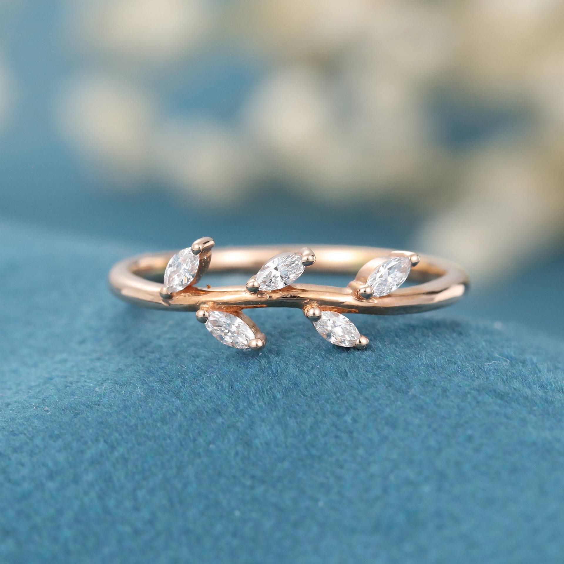 Einzigartiger Verlobungsring 14K Rosegold Cluster Blatt Vintage Marquise Schnitt Diamant Moissanit Hochzeit Einfaches Brautjubiläum Geschenk Für Sie von FYMJewelryDesign