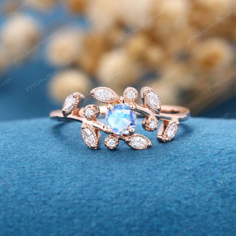 Mondstein Verlobungsring Jahrgang Rosegold Unikat Cluster Diamant Blatt Hochzeit Milgrain Brautschmuck Valentinstag Geschenk von FYMJewelryDesign