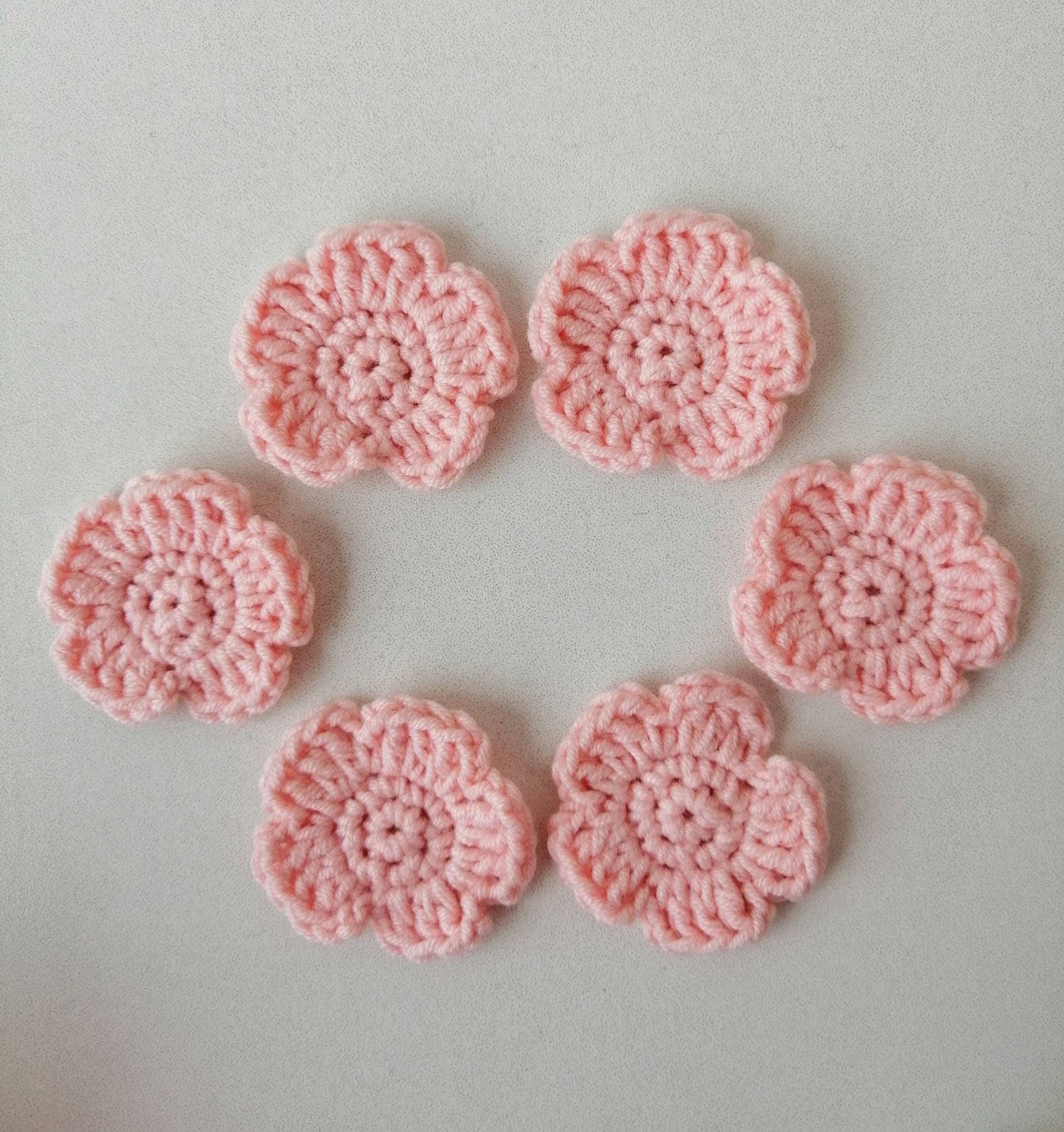 4, 5 cm Häkelblüte Häkelblümen Applikationen, 9 Farbvarianten 4, 5 cm Häkelblüte Häkelblümen Applikationen, 9 Farbvarianten von FaTaHandarbeit