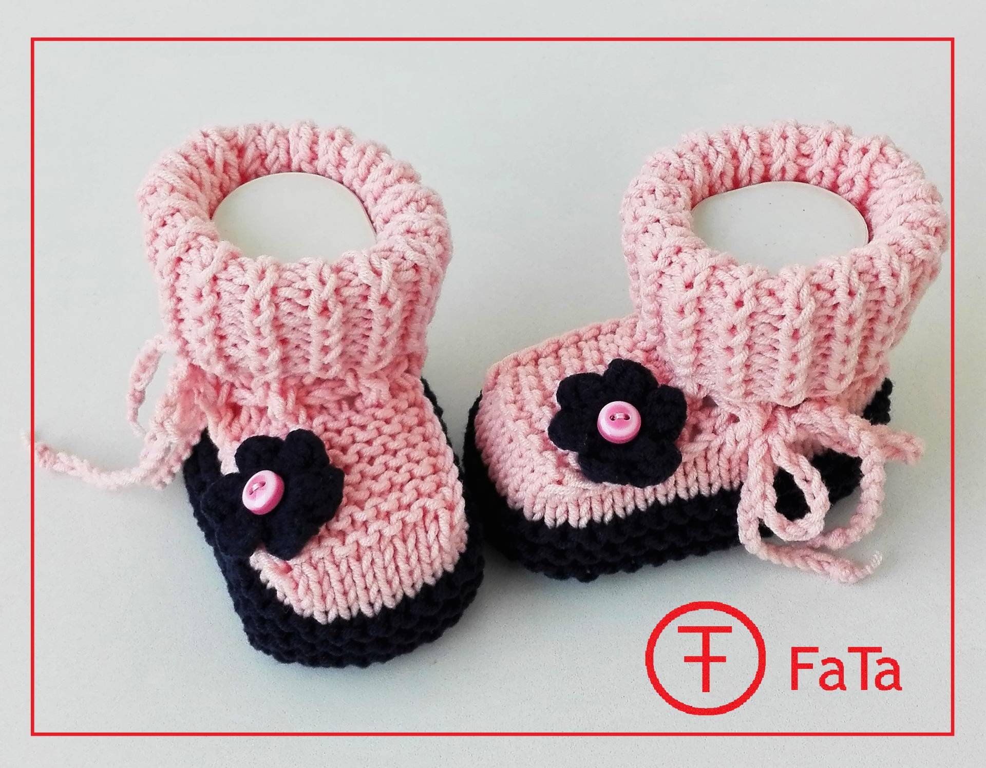 Babyschühchen, Krabbelschuhe, Taufschuhe, Baumwolle, Gestrickt von FaTaHandarbeit