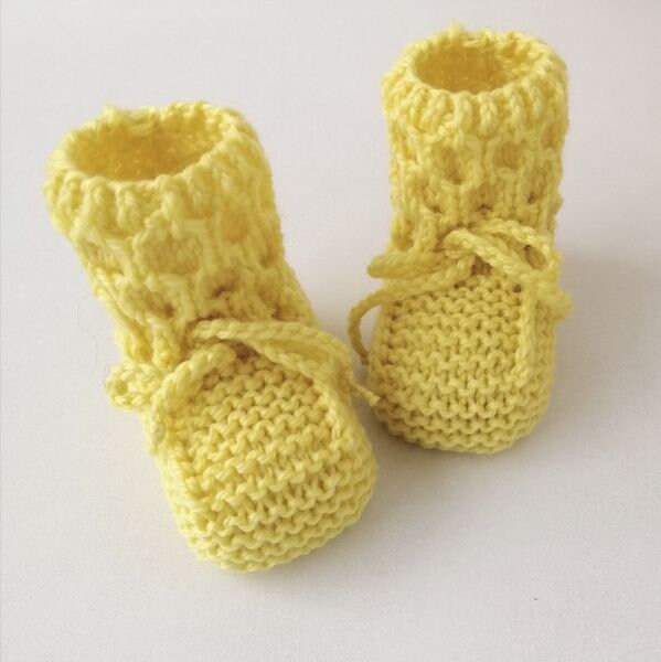 Babyschuhe Taufschuhe Aus Reiner Merinowolle Gestrickt 8 Farben Zum Auswahl von FaTaHandarbeit