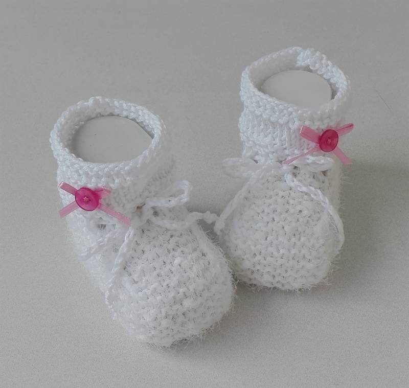 Babyschuhe Taufschuhe Baumwolle Weiß von FaTaHandarbeit