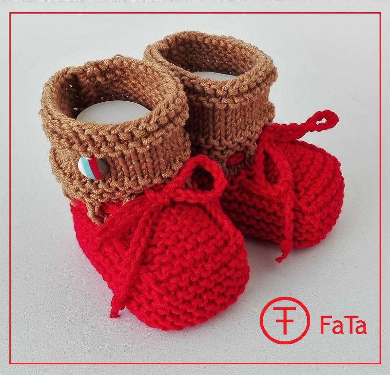 Babyschuhe Taufschuhe in Rot - Kamel Aus Baumwollmischung Gestrickt von FaTaHandarbeit