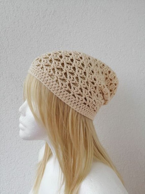 Mütze Ajourmütze Damenmütze Lila Oder Wollweiß von FaTaHandarbeit