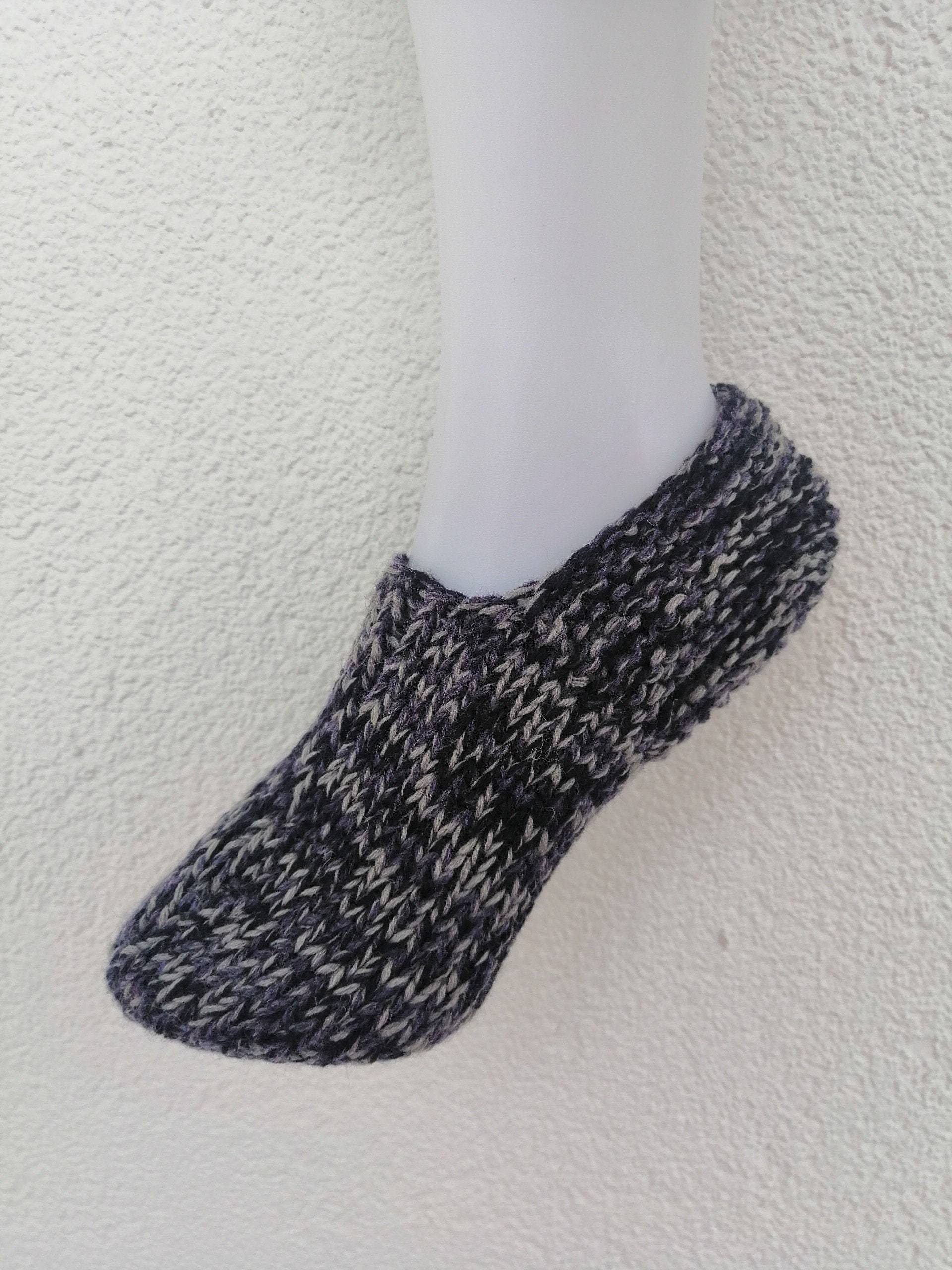 Sofasocken, Schlafsocken, Hausschuhe, Meliert, Handgestrickt Sofasocken, Schlafsocken, Hausschuhe, Meliert, Handgestrickt von FaTaHandarbeit