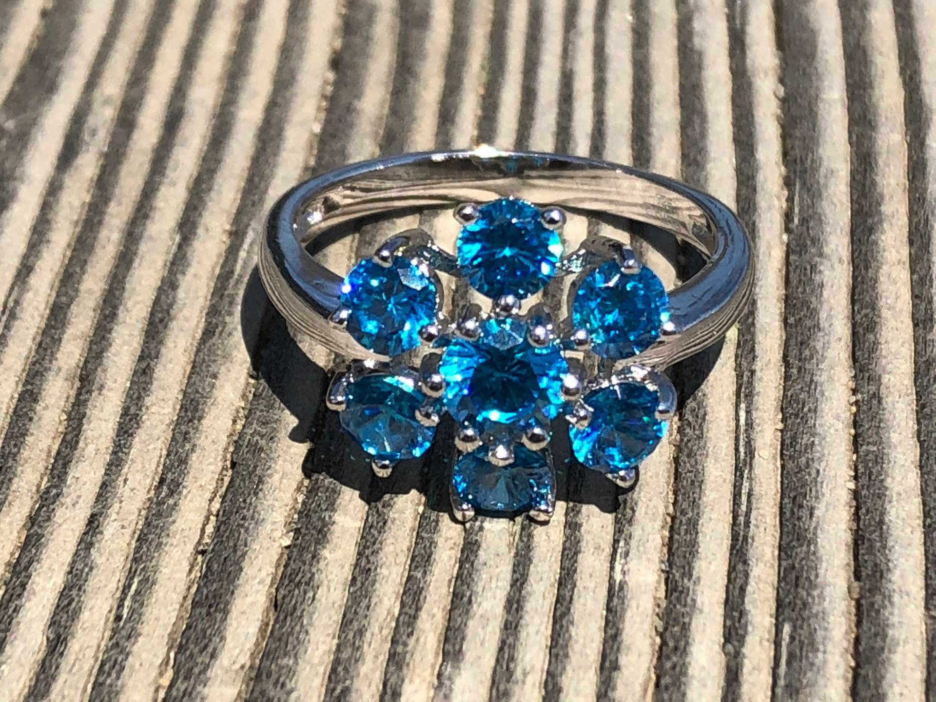 sterling Silber 925 Sky Blue Edelstein Blumen Damen Bandring Größe 50 sterling Silber 925 Sky Blue Edelstein Blumen Damen Bandring Größe 50 von FabFindingsNY