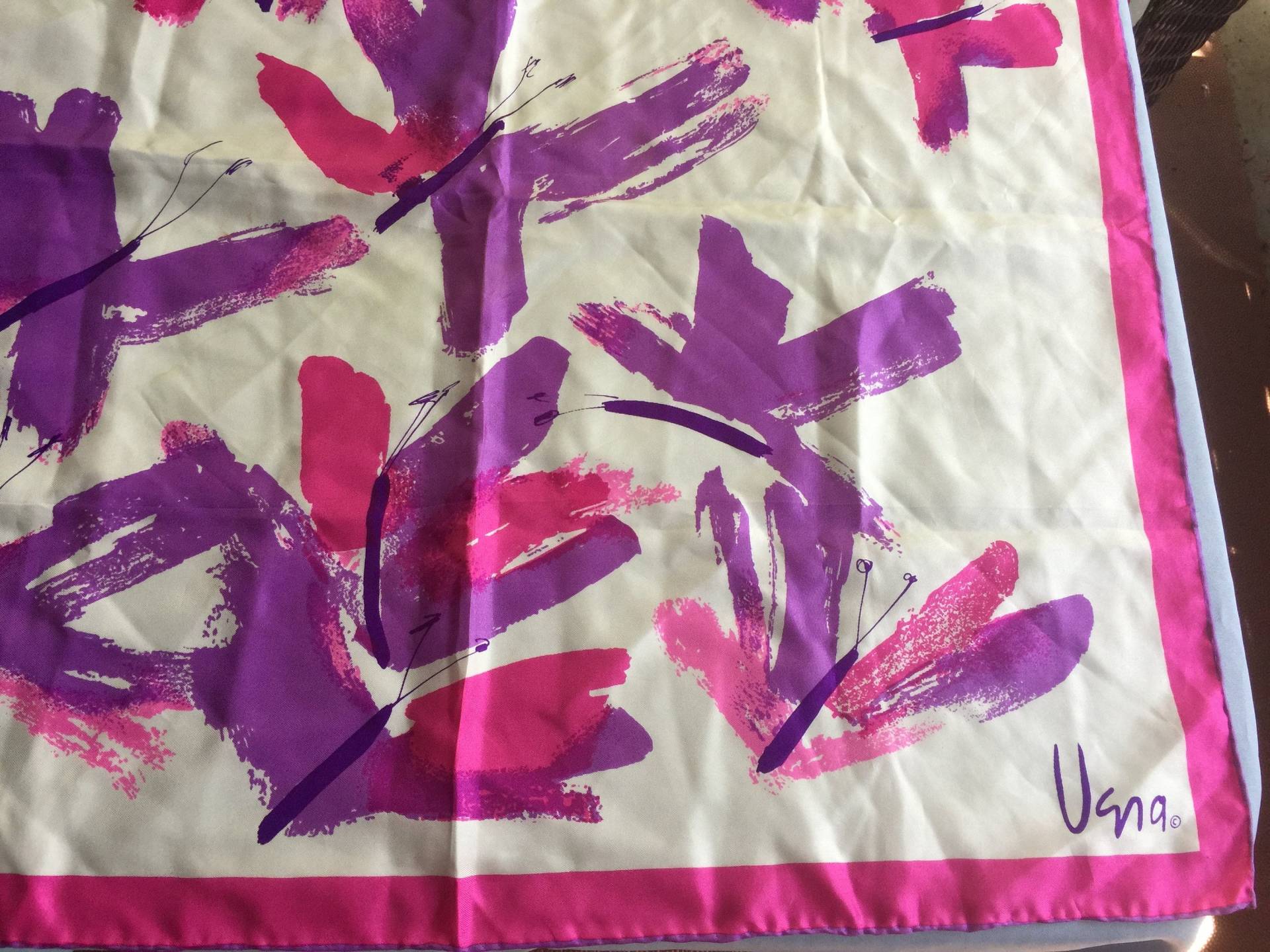 Rosa Bedruckter Schal, Schmetterling Muster Vera 60Er Jahre Muster, Rosa von FabFinds42