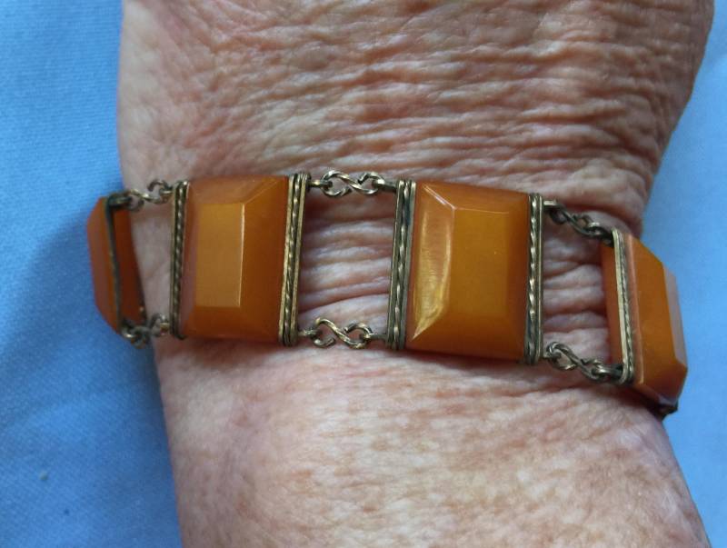 Rost Armband, Stein Pfirsich Braun Hellbraun Retro Perlenarmband von FabFinds42