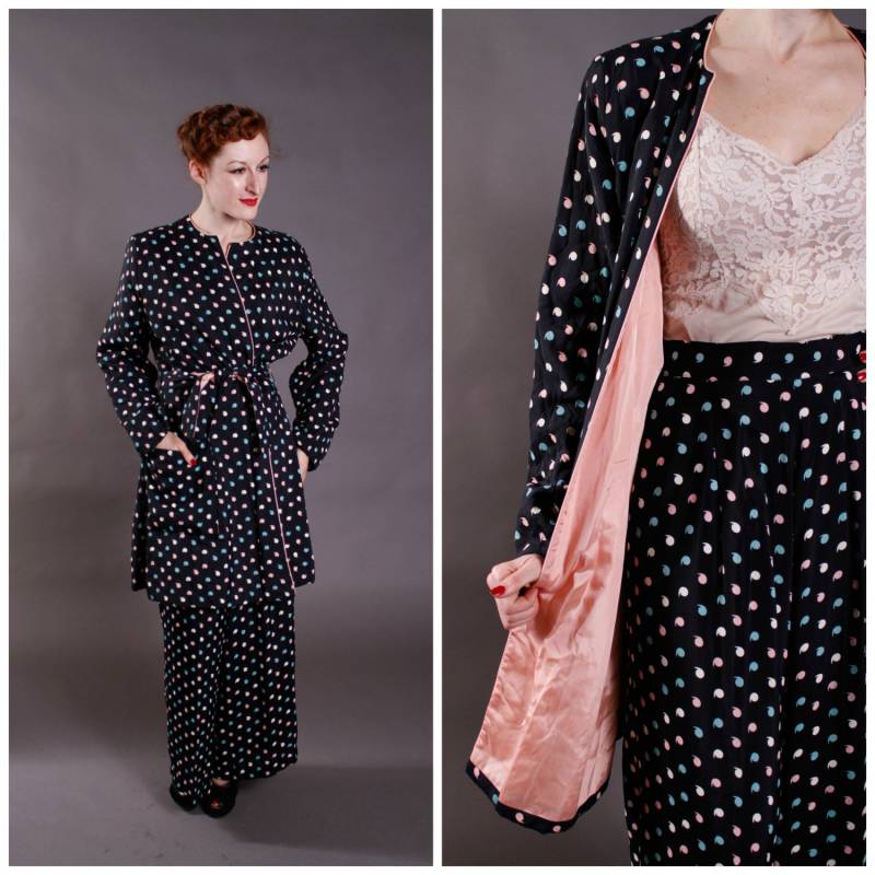 Jahrgang 1940Er Jahre Pyjama - Seltene 40Er Zwei Stück Rayon Pyjamas Von Textron Ein Pyjama-Spiel von FabGabs