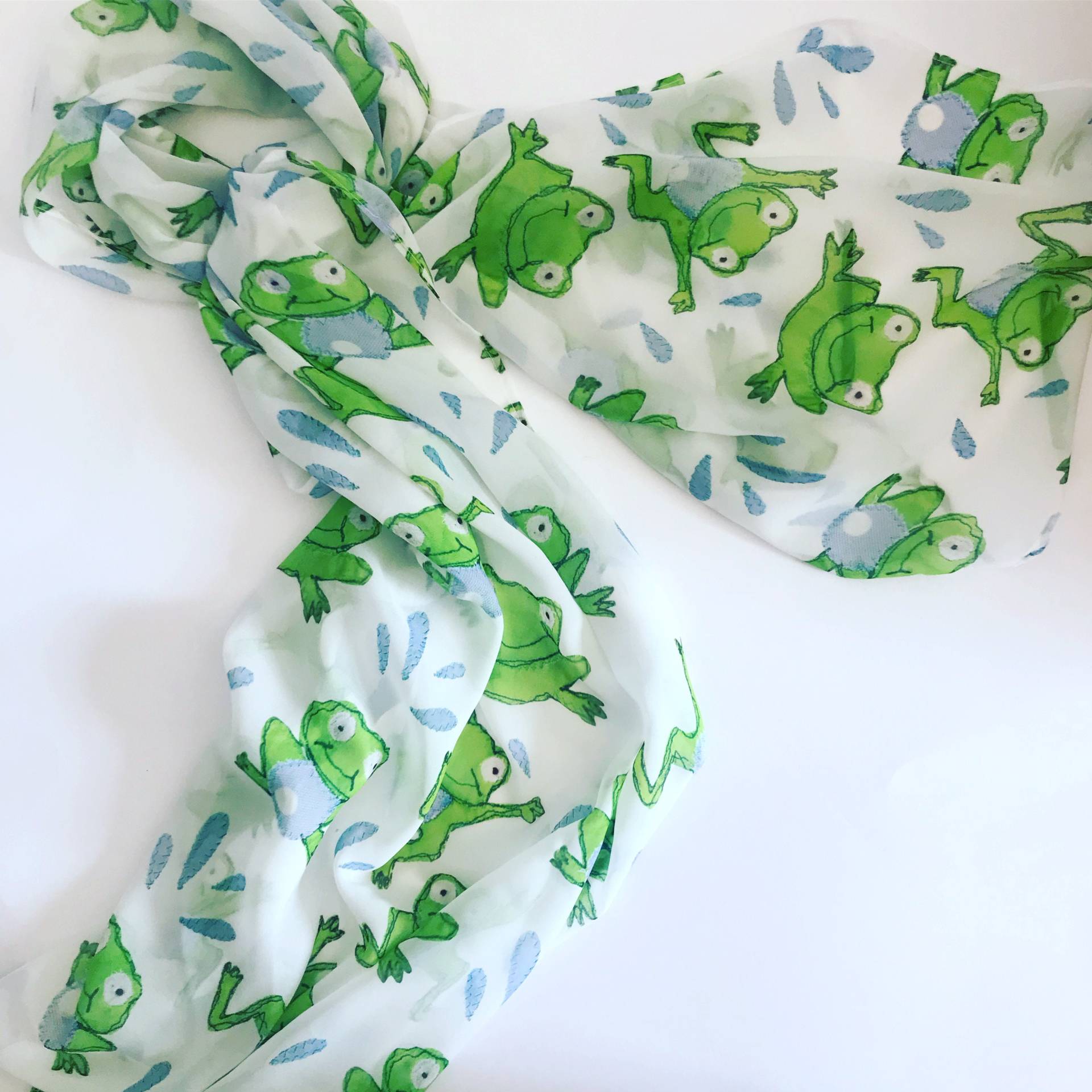 Frauen Frosch Schal Frauen, Schal, Frühling, Sommer, Herbst Damen Accessoires, Geschenk Für Sie, Muttertag von FabGiraffe