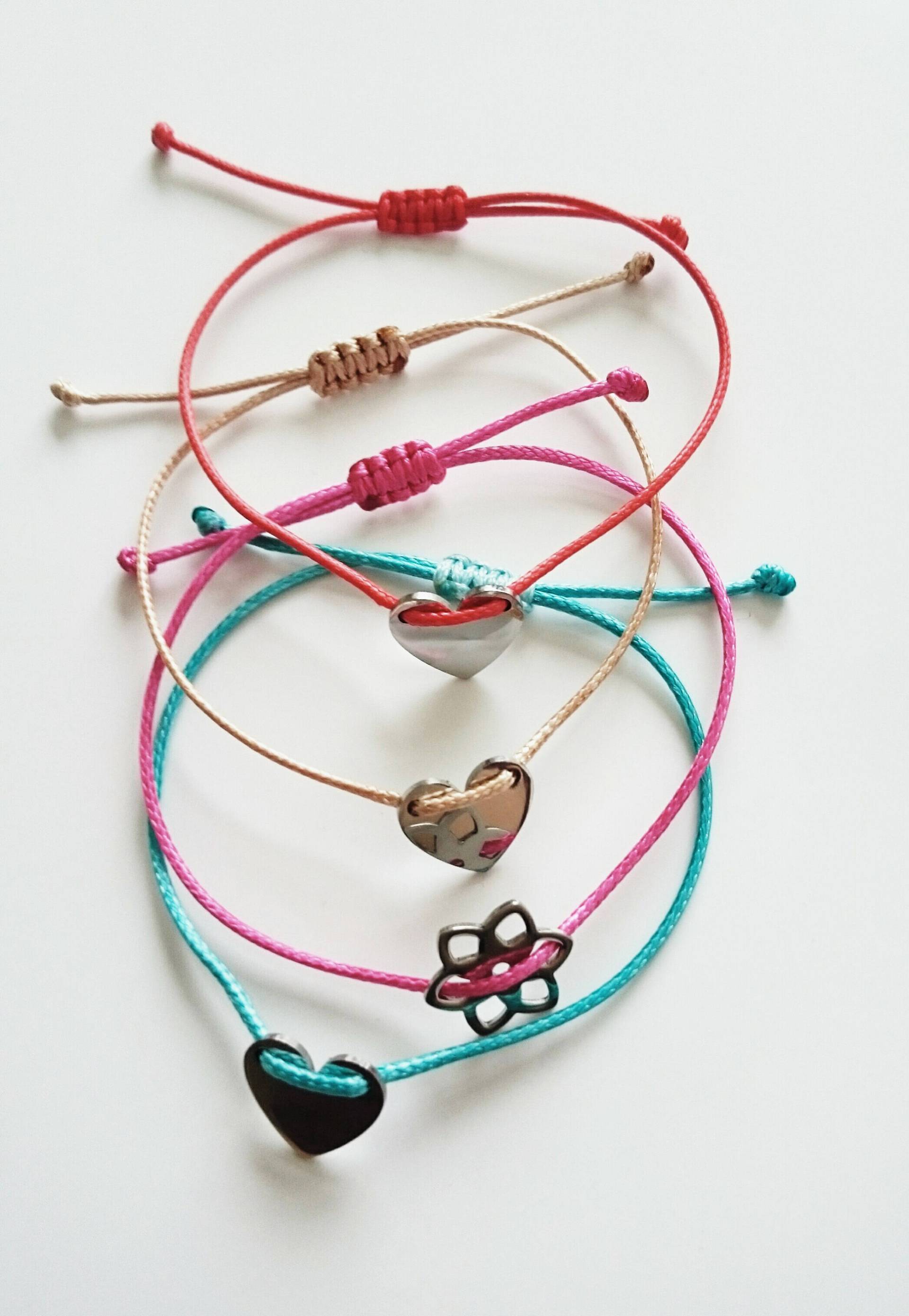 Heart String Armband Verstellbares Freundschaftsarmband Heart String Armband Verstellbares Freundschaftsarmband von FabelleCreations