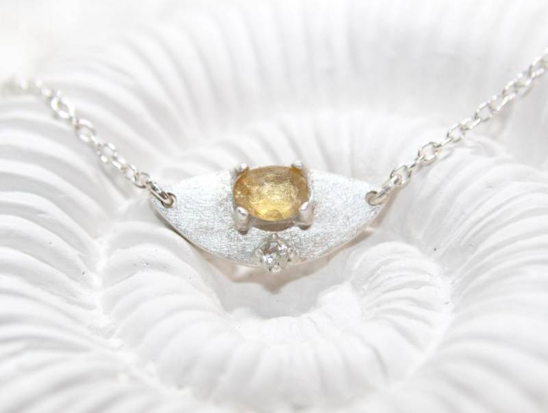Citrin Topaz Halskette Silber 999 Handgefertigt Von Fablesaesthetics Citrin Topaz Halskette Silber 999 Handgefertigt Von Fablesaesthetics von FablesAesthetics