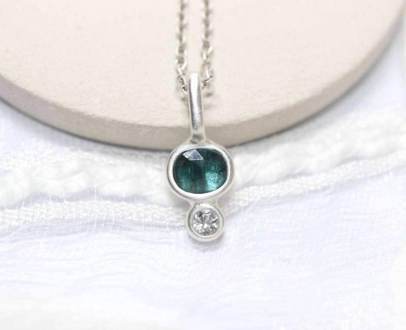 Indigolith Turmalin Anhänger Silber 999 Blauer Kettenanhänger Handgefertigt Von Fablesaesthetics von FablesAesthetics