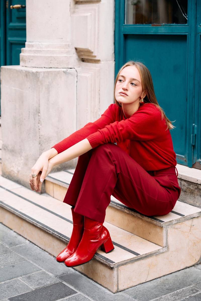 Handgefertigte Rote Lackleder Stiefel Für Frauen | Stilvolle Rote Damenstiefel Benutzerdefinierte Leder Booties von FablesAtelier