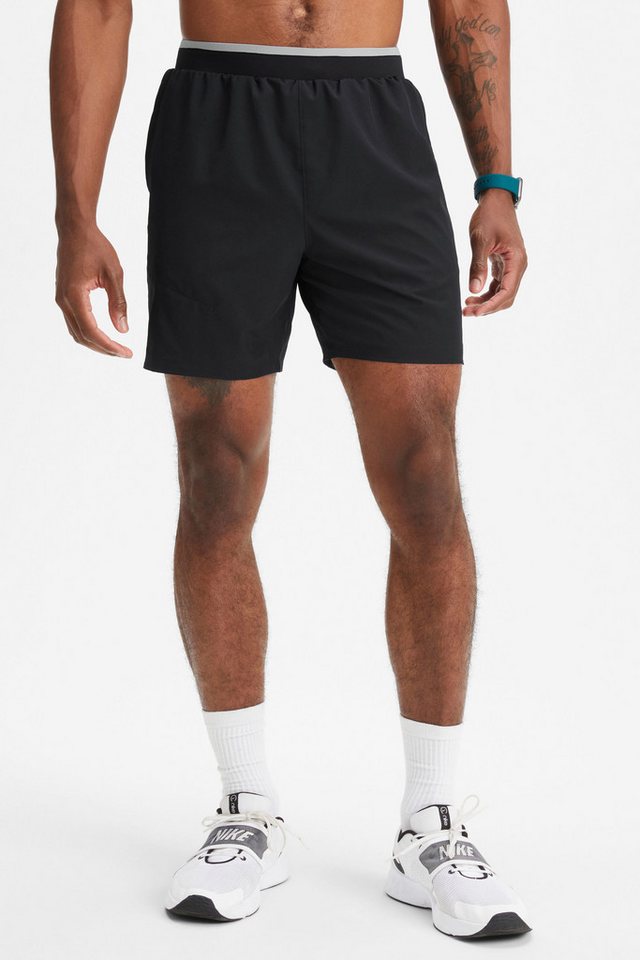 Fabletics Shorts The Fundamental Short mit Innenhose 18cm mit Innenhose 18cm von Fabletics