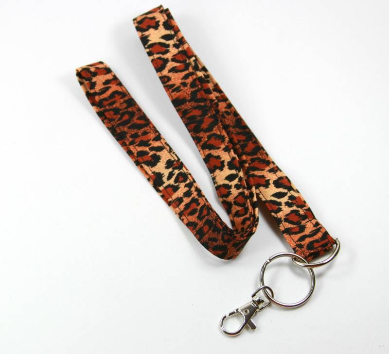 Animal Print Stoff Schlüsselband, Stoff-Abzeichen-Halter, Braun Animal Print Abzeichen Halter von FabricLoveandFun