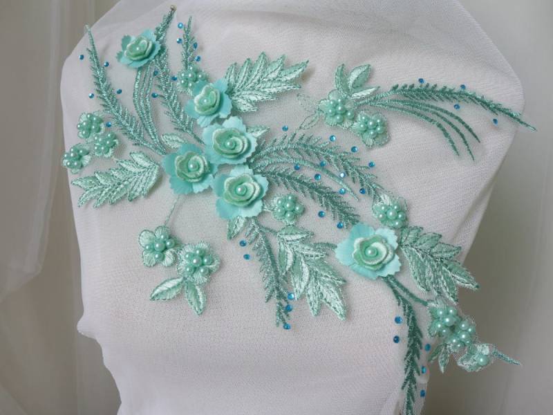 3D Blütenblatt Blume Perlen Applikation, Mintgrün Spitze Braut Gestickte Applikation Neues Design 3D Blütenblatt Blume Perlen Applikation, Mintgrün Spitze Braut Gestickte Applikation Neues Design von FabricTrims