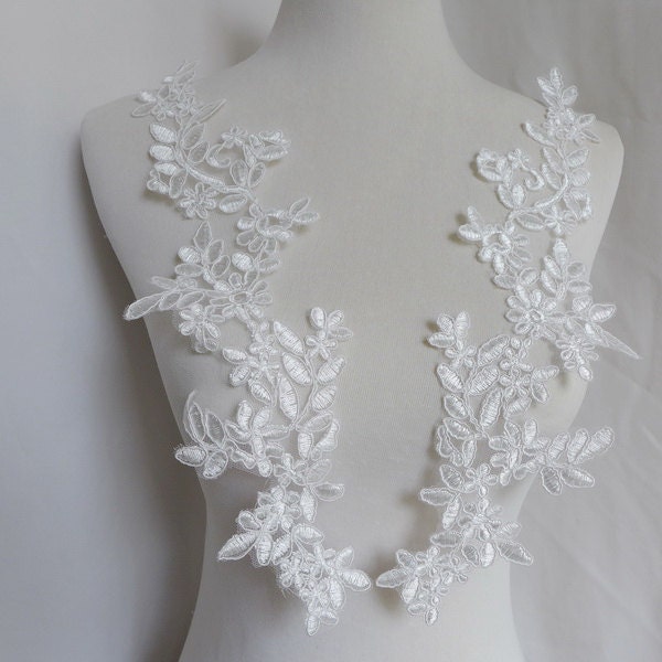 Hochzeit Spitzen Applikation 2Er Set in Wollweiß Für Brautschmuck, Gürtel, Schleier, Kostüme von FabricTrims