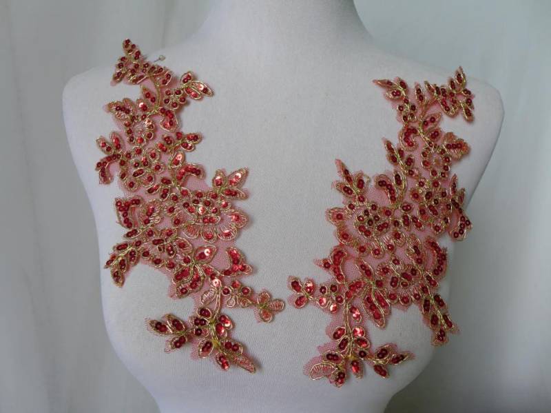 Rote Pailletten Spitzen Applikation, Goldfaden Alencon Applikation Auf Netz Von Einem Paar von FabricTrims