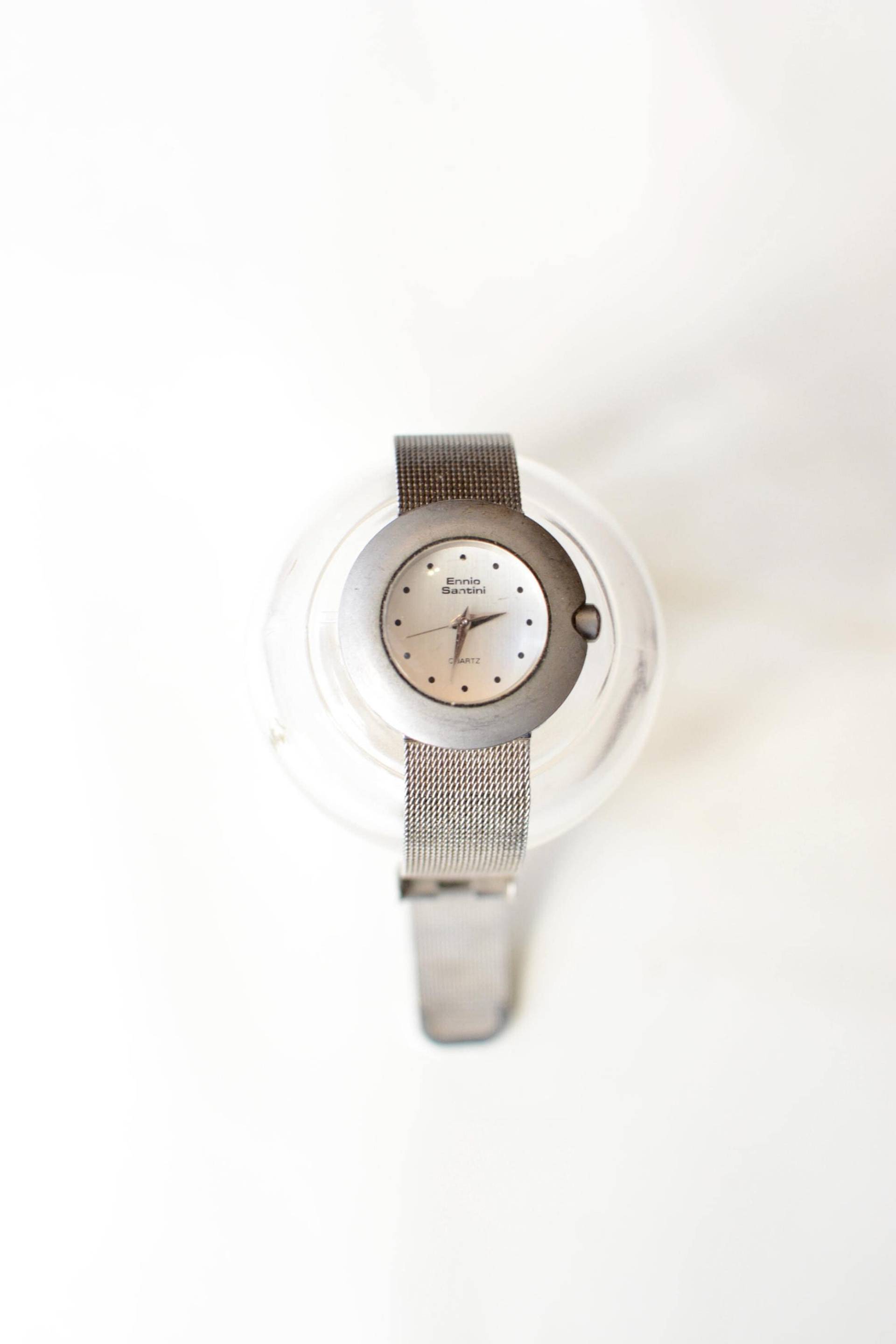 Vintage 90Er Jahre Ennio Santini Unisex Armbanduhr Vintage 90Er Jahre Ennio Santini Unisex Armbanduhr von FabricbasicsVintage